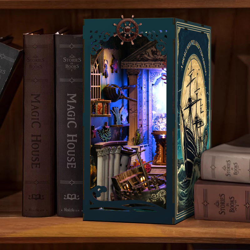 Riddle on the Seabed DIY Book Nook Kit | Windsor & Scroll