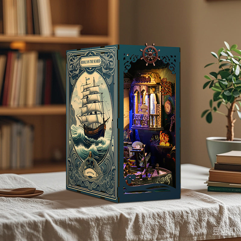 Riddle on the Seabed DIY Book Nook Kit | Windsor & Scroll