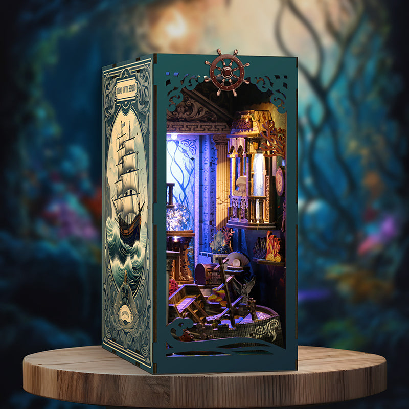 Riddle on the Seabed DIY Book Nook Kit | Windsor & Scroll