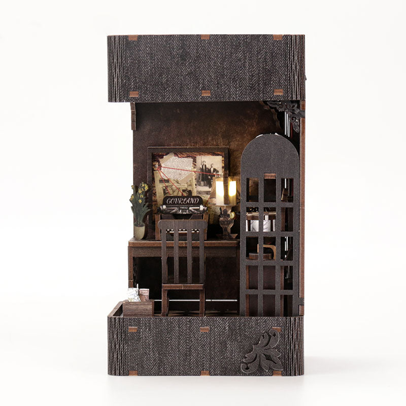 Holmes Detective Agency DIY Book Nook Kit | Windsor & Scroll