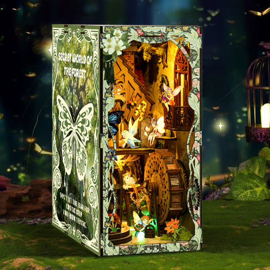 Secret World of the Forest DIY Book Nook Kit| Windsor & Scroll
